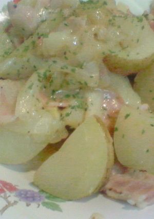 A picture of German Potatoes Made in a Rice Cooker.