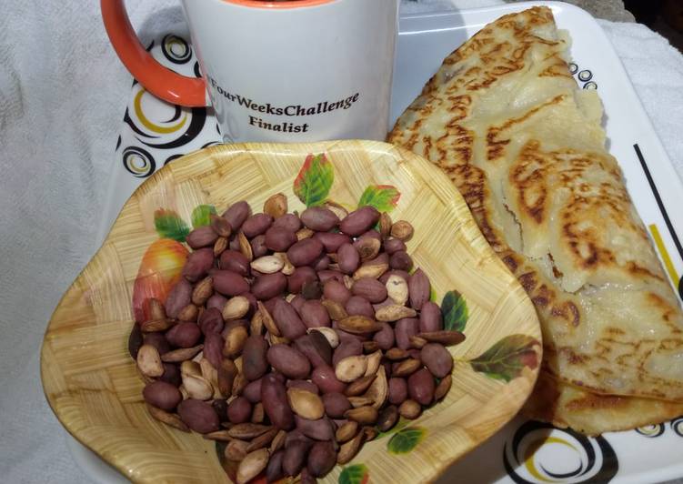 Recipe of Speedy Roasted peanuts and pumpkin seeds