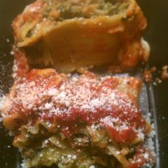 A picture of Pesto Turkey Florentine Lasagna Roll Ups.