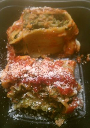 A picture of Pesto Turkey Florentine Lasagna Roll Ups.