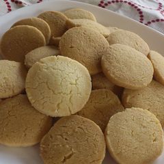 A picture of Make Easy, Crispy, and Flaky Cookies in 10 Minutes In a Plastic Bag.