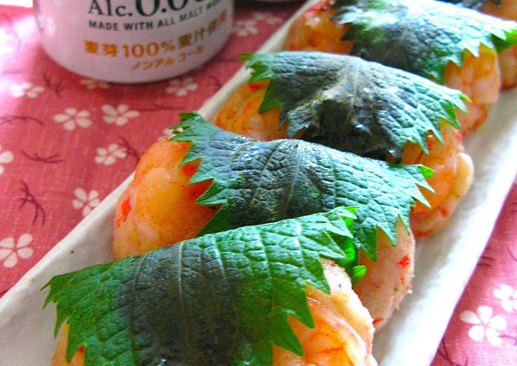 How to Prepare Quick Shrimp in the Style of Sakura Mochi