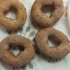 A picture of Donuts (from bisquits).