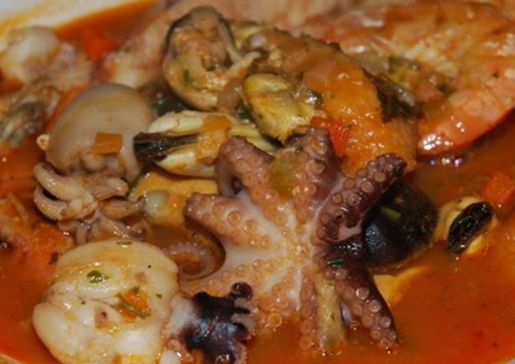 Ricetta Brodetto Di Pesce Con Molluschi E Crostacei Di Luciano Buttarelli Cookpad