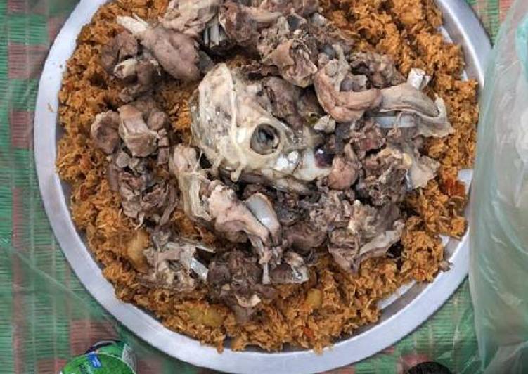 لحم في قدر الضغط