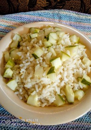 A picture of Cucumber Rice.