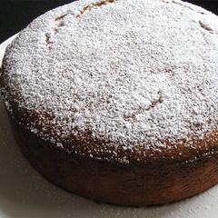 A picture of Lemon & Sour Cream Cake.