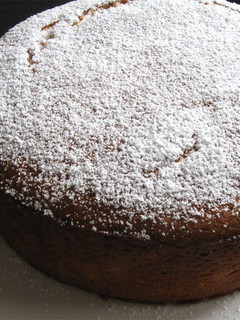 A picture of Lemon & Sour Cream Cake.