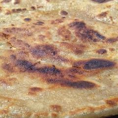 A picture of Lacha paratha.
