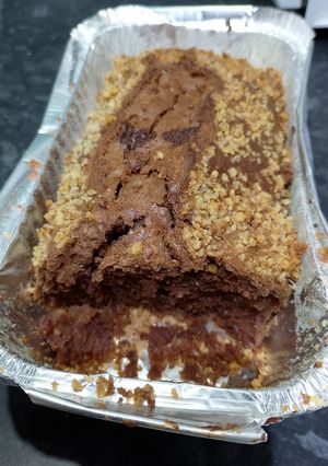 Una foto de Bizcocho de yogur nueces y chocolate