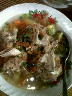 Foto resep Sup iga sapi sayuran ala ratih sudiyanti