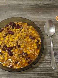 Hagymás chilis bab recept fotója