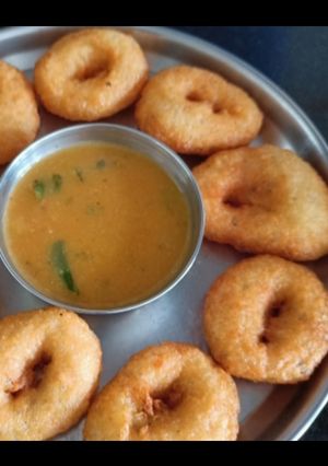 सांबर वडा(samber vada recipe in hindi) रेसिपी मुख्य फोटो