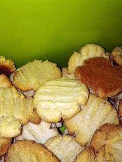 A picture of CONDENSED MILK BISCUITS.