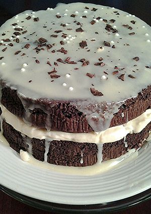 A picture of Reverse Boston Cream Pie!.