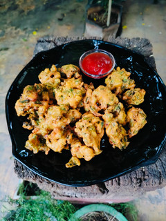 A picture of Spring Onion Methi Bhajiya.