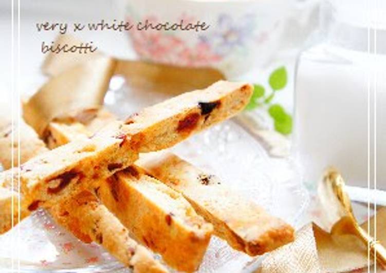 Biscotti with Berries and White Chocolate