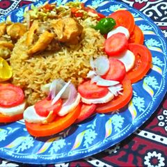 A picture of Chicken pulao.