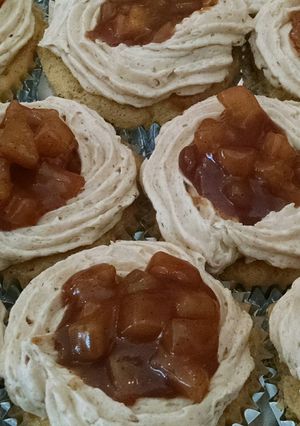 A picture of Apple Pie Cupcakes.