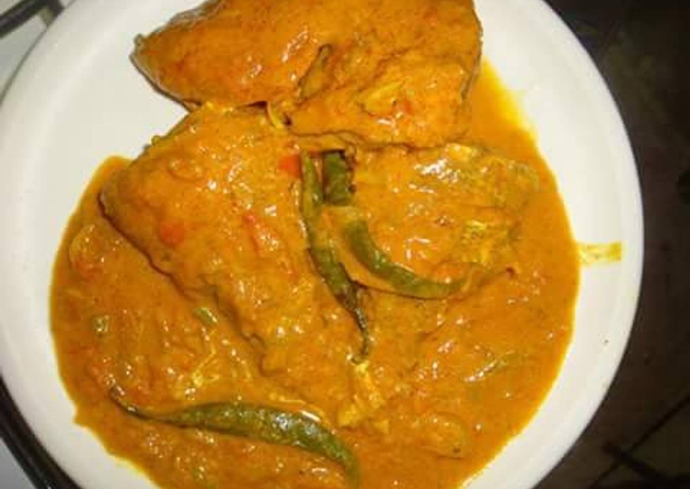 Fish in coconut curry