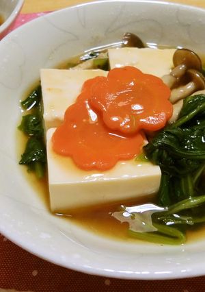 A picture of Silken Tofu with Thick Ankake Sauce.