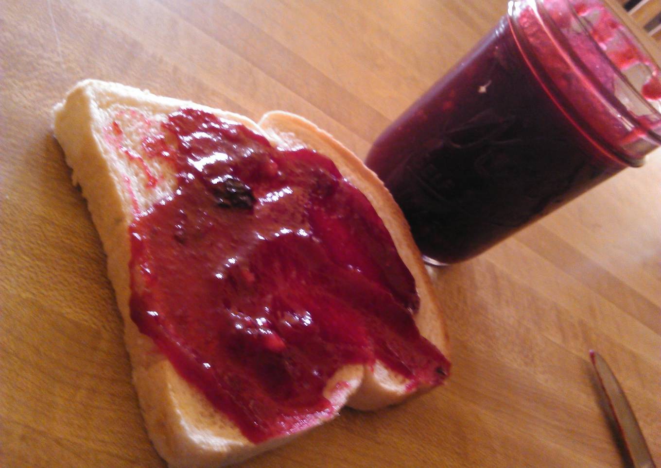 Cranberry pecan compote