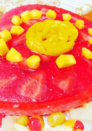 Una foto de Pastel helado de fresa (o pastel peruano). 3 en uno