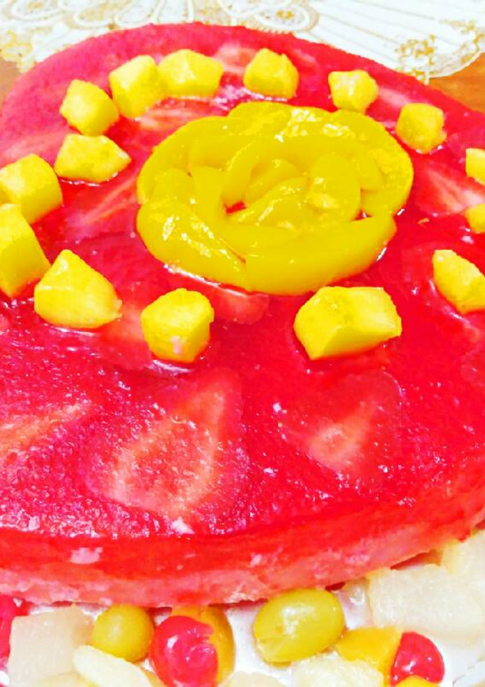 Una foto de Pastel helado de fresa (o pastel peruano). 3 en uno