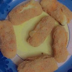 Mozzarella cheese sticks (4 Ingredients) A picture of Mozzarella cheese sticks (4 Ingredients).
