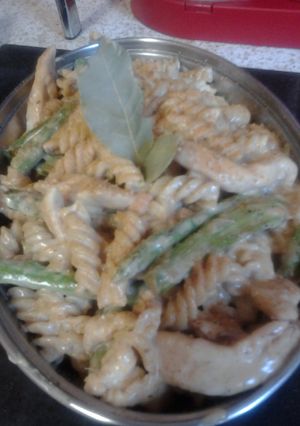 A picture of Quick Chicken Carbonara with Asparagus 😀.