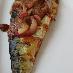 A picture of Baked Mackeral With Mustard Sauce.
