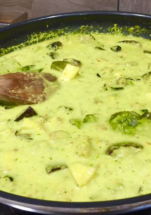 A picture of 16:48 - Thai Green Curry vegan style.
