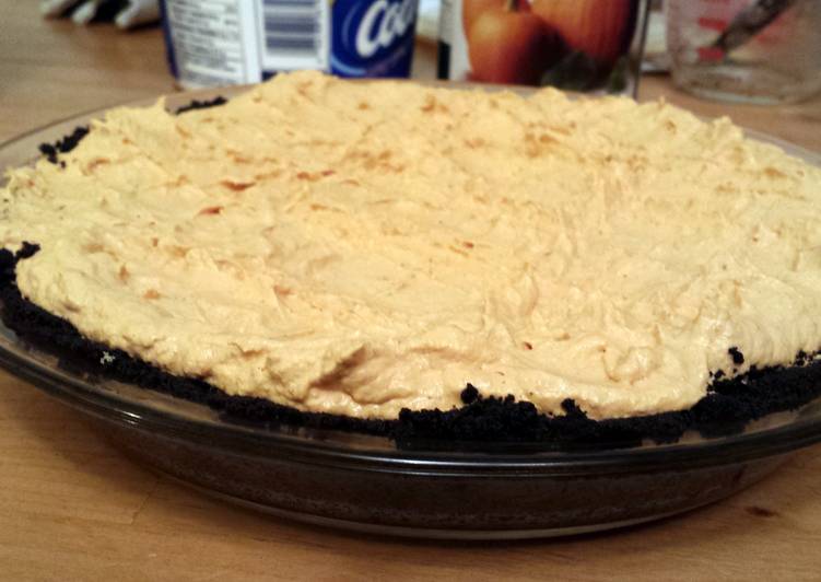 Simple Way to Make Quick No-bake Halloween Pumpkin Patch Pie