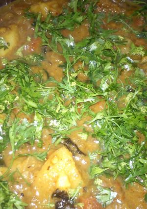 A picture of spicy potato curry.