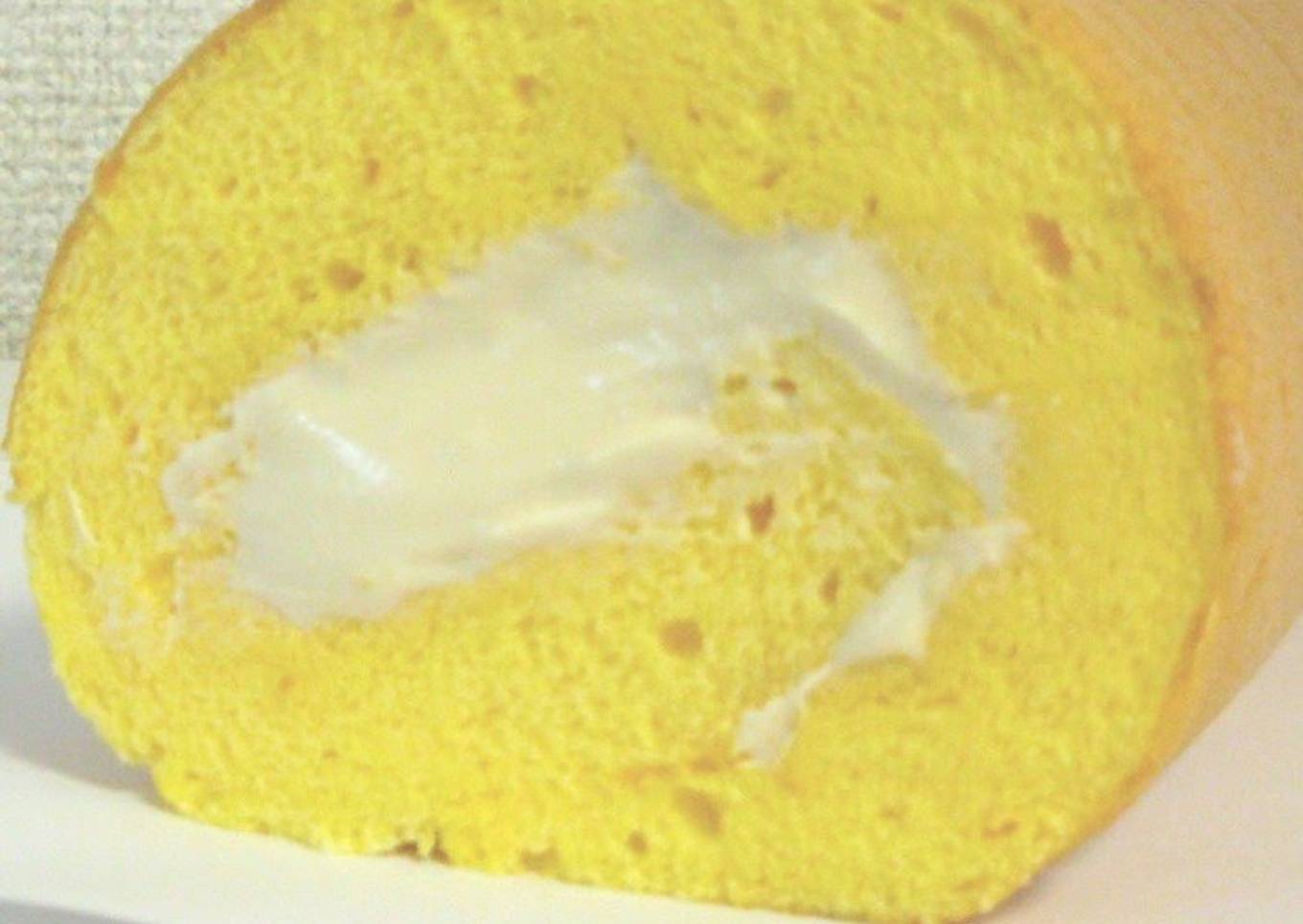 Chiffon Roll With Caramel Cream Filling