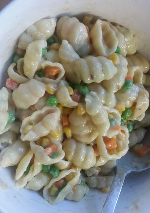 A picture of Creamy mushrooms pasta.