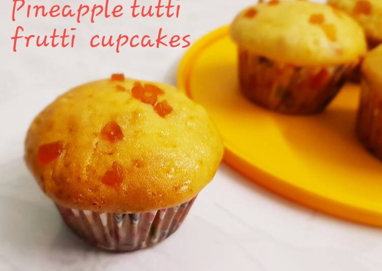 Pineapple tutti frutti cupcakes