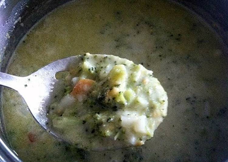 Simple Way to Make Homemade Broccoli Cheese Soup
