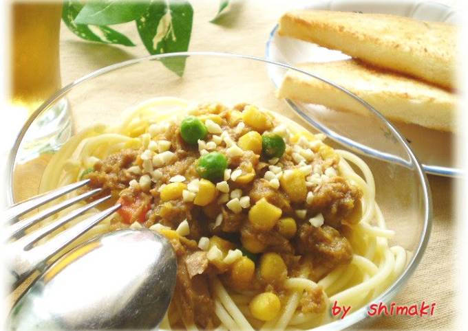 Chilled Curry Pasta with Daikon Radish and Honey