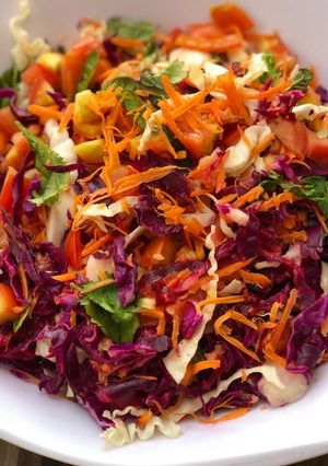 A picture of Malfouf Salad.