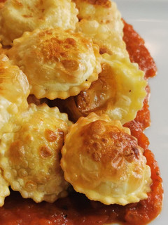 Foto principal de Raviolis Capresi crujientes a la salsa Pomodoro