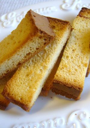 A picture of Castella Cake Rusk.