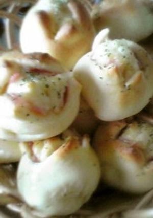 A picture of Bite Sized Black Pepper, Bacon and Mayonnaise Rolls.
