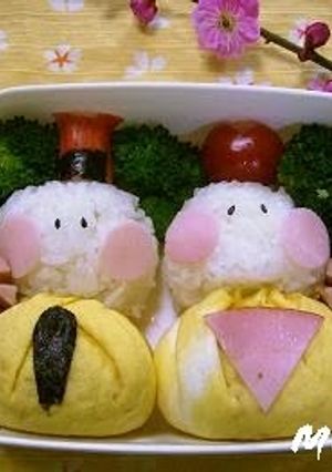 A picture of Omelette-style Bento for Doll's Festival.