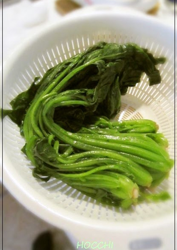 A picture of An Easy Method for Parboiling Greens.