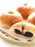 Sakura Anpan (Sweet Bean Paste Filled Buns with Cherry Blossoms) with a Bread Machine