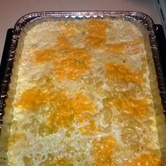 A picture of Jaz's baked mac and cheese.