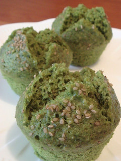 A picture of Oatmeal, Matcha, and White Sesame Steamed Bread.