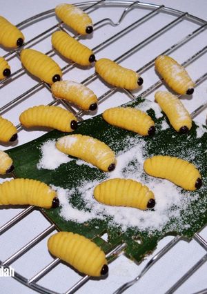 Foto resep Putri Salju Ulat Daun | Crunchy Kacang Mede
