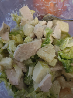 Una foto de Ensalada de pollo